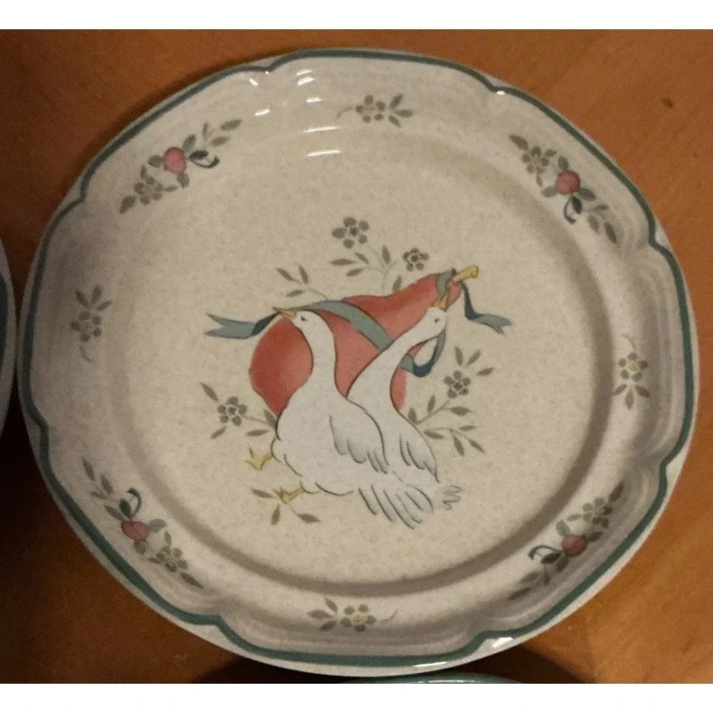 International Tableworks Marmalade Goose Stoneware Salad Plates 7.5